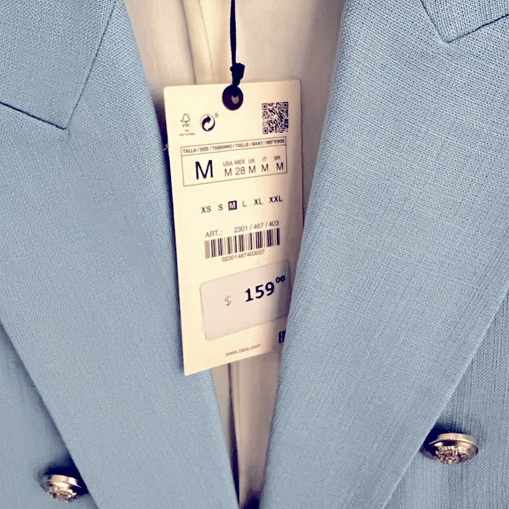Blazer - Picture 2 of 3